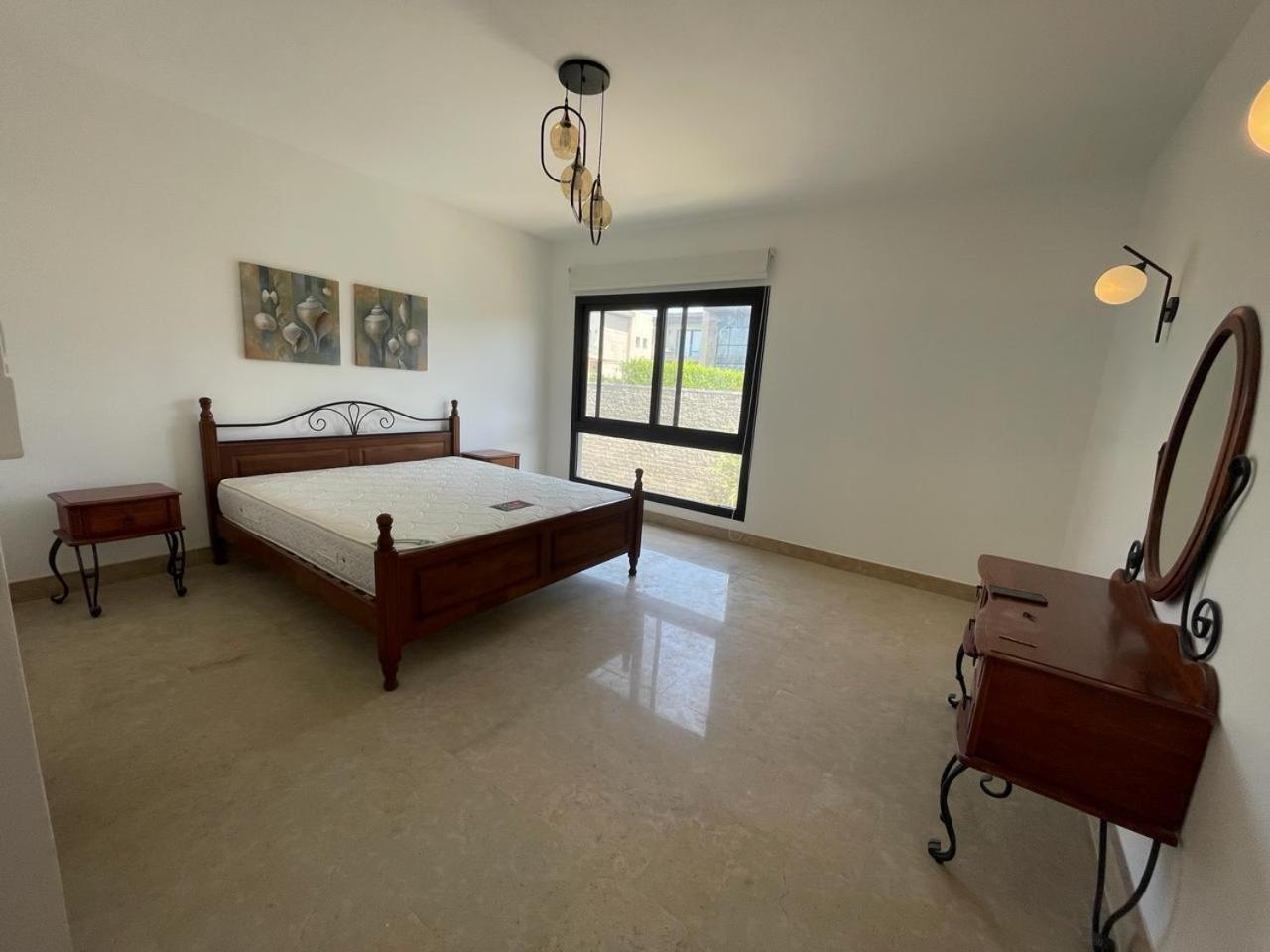 Zawiyat al Awwamah 5 Bedroom Villa D332, Swan Lake North Coast, Egypt מראה חיצוני תמונה